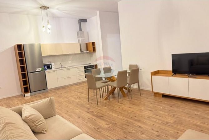 Shtepi me qera 1+1 ne Tirane - 800 Euro