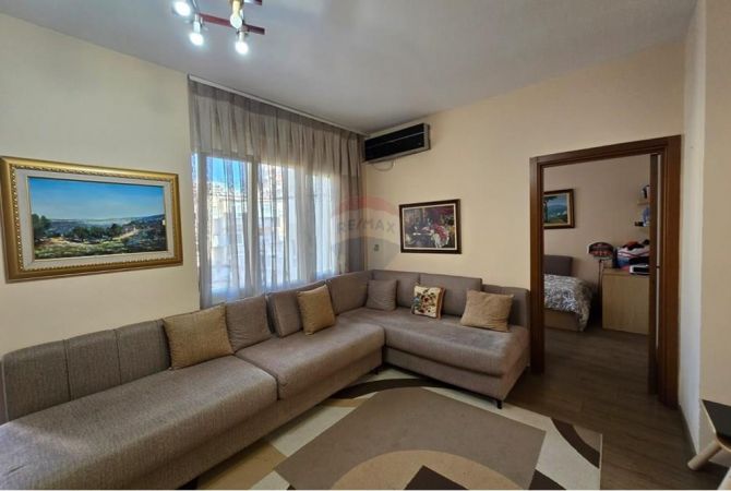 Shtepi me qera 2+1 ne Tirane - 750 Euro