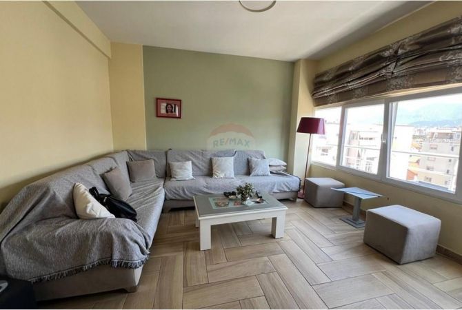 Shtepi me qera 2+1 ne Tirane - 650 Euro