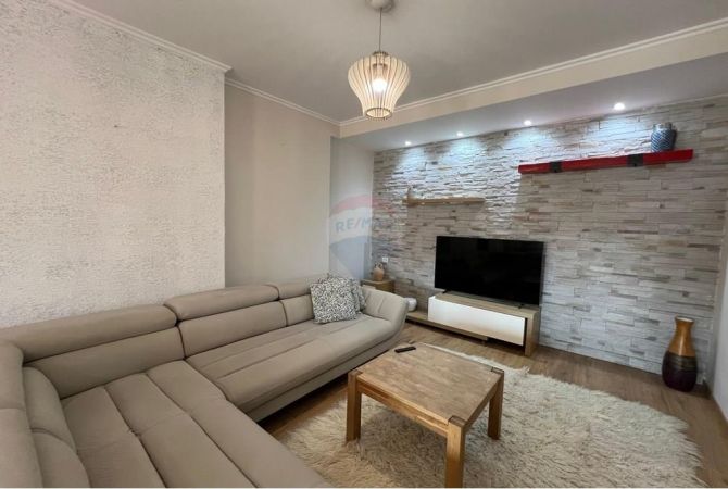 Shtepi me qera 2+1 ne Tirane - 600 Euro