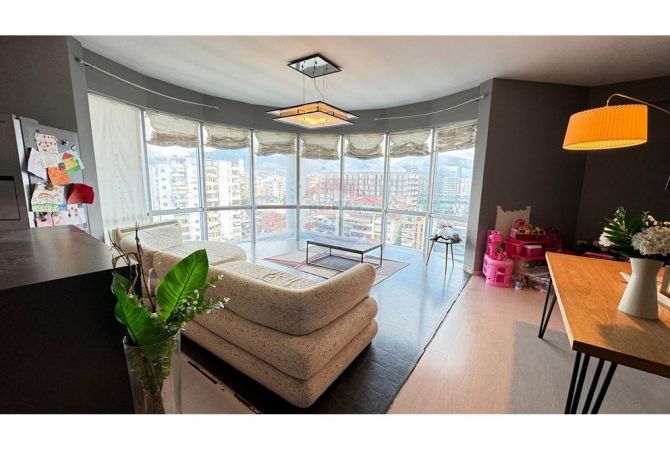 Shtepi me qera 2+1 ne Tirane - 800 Euro