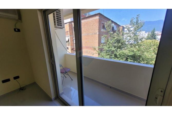 Shtepi me qera 2+1 ne Tirane - 450 Euro