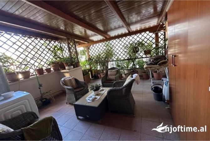 Shtepi me qera 2+1 ne Tirane - 80,000 Leke
