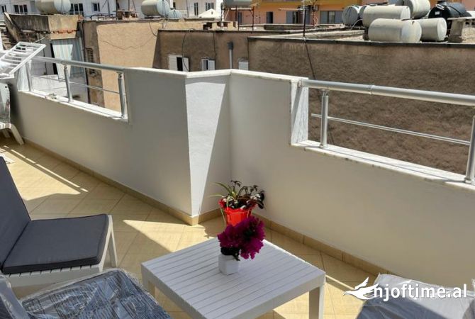 Shtepi ne shitje Apartament ne Sarande, 3+1, Mobilimi E mobiluar, Pagesa 155,000  Euro.