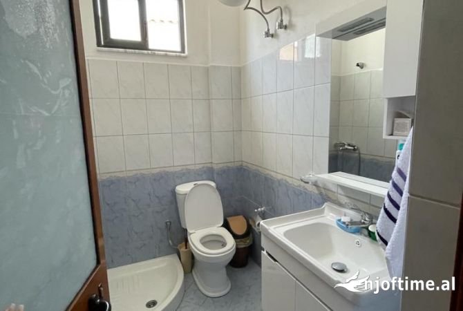 Shtepi ne shitje Apartament ne Sarande, 3+1, Mobilimi E mobiluar, Pagesa 155,000  Euro.