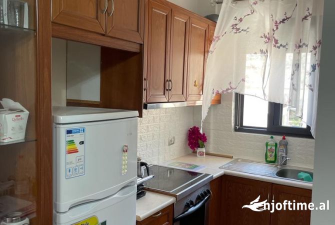 Shtepi ne shitje Apartament ne Sarande, 3+1, Mobilimi E mobiluar, Pagesa 155,000  Euro.