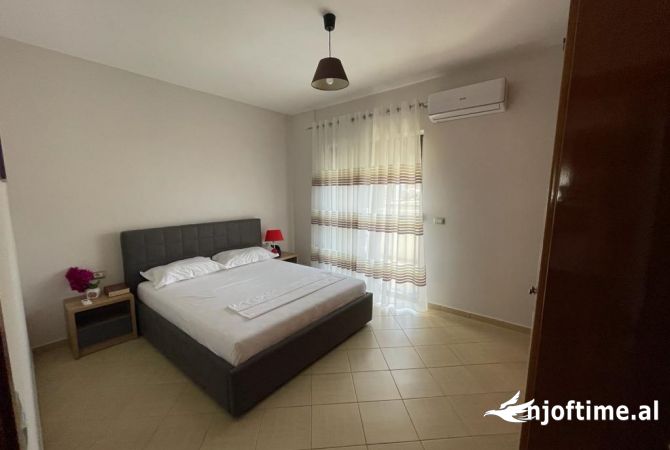 Shtepi ne shitje Apartament ne Sarande, 3+1, Mobilimi E mobiluar, Pagesa 155,000  Euro.