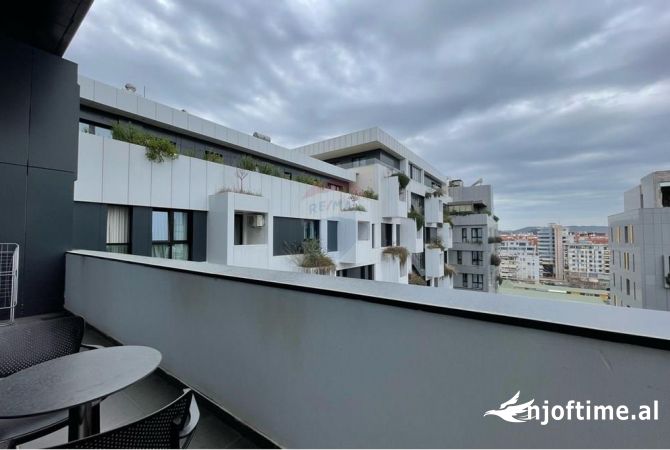 Shtepi me qera 2+1 ne Tirane - 800 Euro