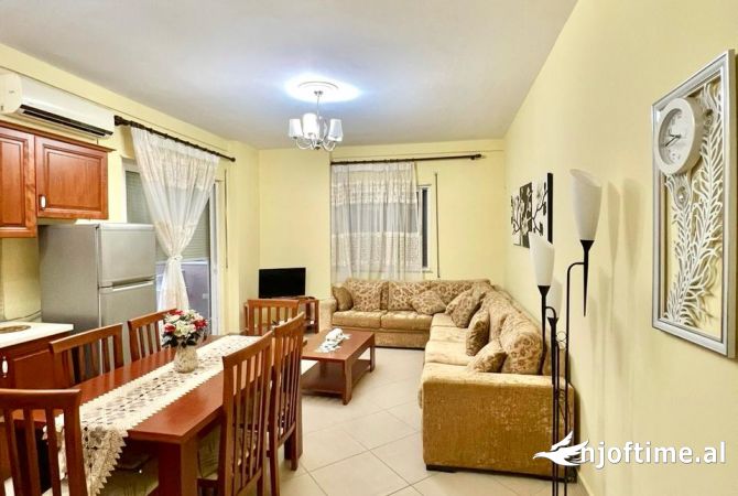 Shtepi me qera 1+1 ne Tirane - 550 Euro