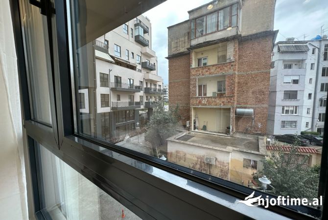 Shtepi me qera Garsoniere ne Tirane - 450 Euro