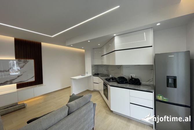 Shtepi me qera 1+1 ne Tirane - 800 Euro