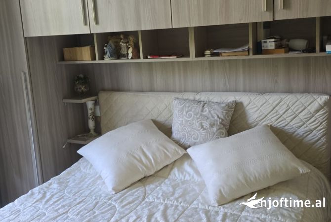 Shtepi me qera 1+1 ne Tirane - 26,000 Leke