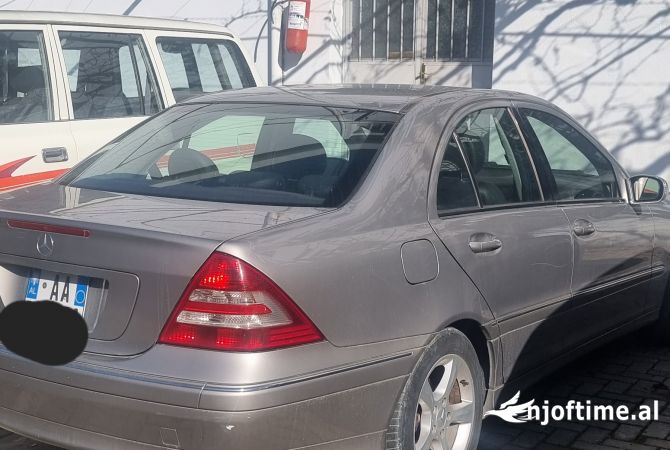 Auto in Vendita  a Tirana - 5,300 Euro