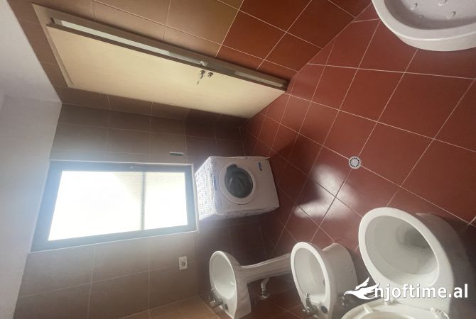 Shtepi me qera Apartament ne Tirane, 2+1, Mobilimi E mobiluar, Pagesa 480  Euro.