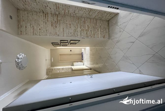 Shtepi me qera Apartament ne Tirane, 2+1, Mobilimi E mobiluar, Pagesa 45,000  Leke.