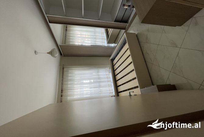 Shtepi me qera Apartament ne Tirane, 2+1, Mobilimi E mobiluar, Pagesa 45,000  Leke.