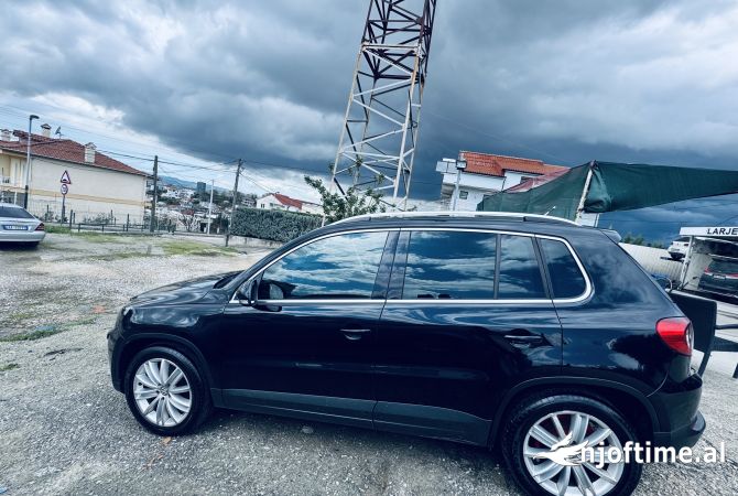 Makina ne shitje  ne Tirane - 8,500 Euro