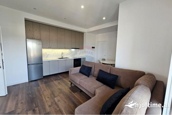 Shtepi me qera 1+1 ne Tirane - 400 Euro