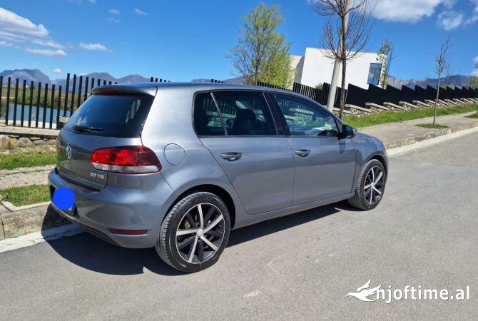 Makina ne shitje  ne Tirane - 5,500 Euro