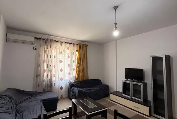 Shtepi me qera 1+1 ne Tirane - 450 Euro