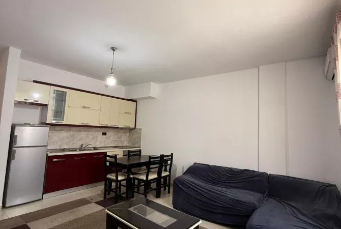 Shtepi me qera 1+1 ne Tirane - 450 Euro