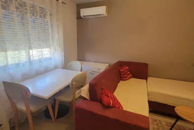 Shtepi me qera 1+1 ne Tirane - 450 Euro
