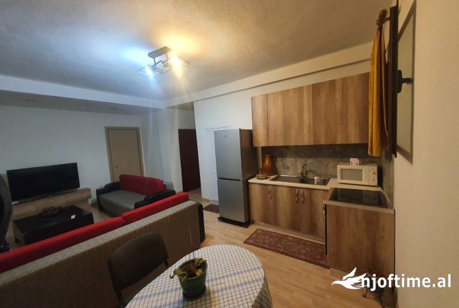 Shtepi me qera 1+1 ne Tirane - 430 Euro