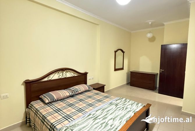 Shtepi me qera 2+1 ne Tirane - 600 Euro