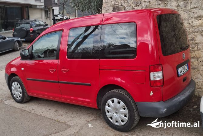 Auto in Vendita  a Tirana - 450,000 Leke