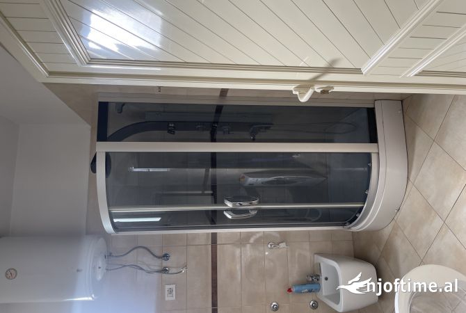 Shtepi me qera Apartament ne Tirane, 2+1, Mobilimi E mobiluar, Pagesa 400  Euro.