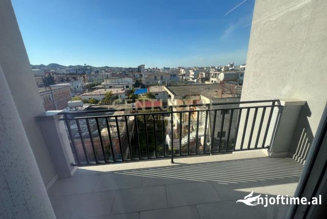 Shtepi me qera Apartament ne Durres, 2+1, Mobilimi E mobiluar, Pagesa 350  Euro.
