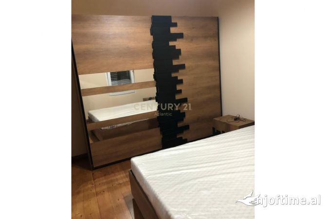 Shtepi me qera Apartament ne Durres, 2+1, Mobilimi E mobiluar, Pagesa 550  Euro.