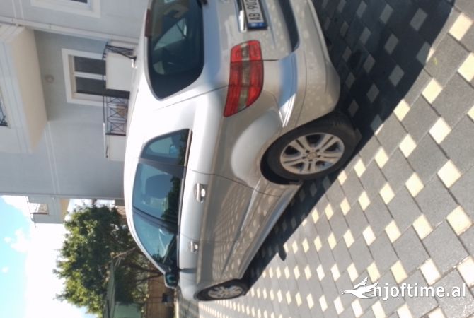 Makina ne shitje ne Tirane, Mercedes-Benz, 2010 gasoline-gas,Kambio Automatik Pagesa 5,500  Euro.