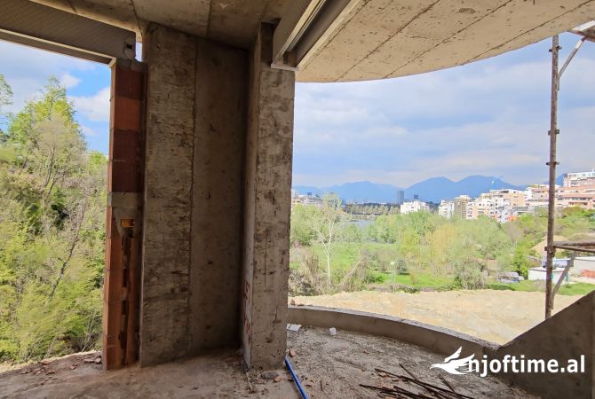 Shtepi ne shitje Apartament ne Tirane, 1+1, Mobilimi Bosh, pa mobiluar, Pagesa 143,600  Euro.