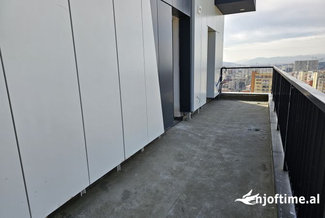 Shtepi ne shitje Apartament ne Tirane, 3+1, Mobilimi Bosh, pa mobiluar, Pagesa 520,000  Euro.