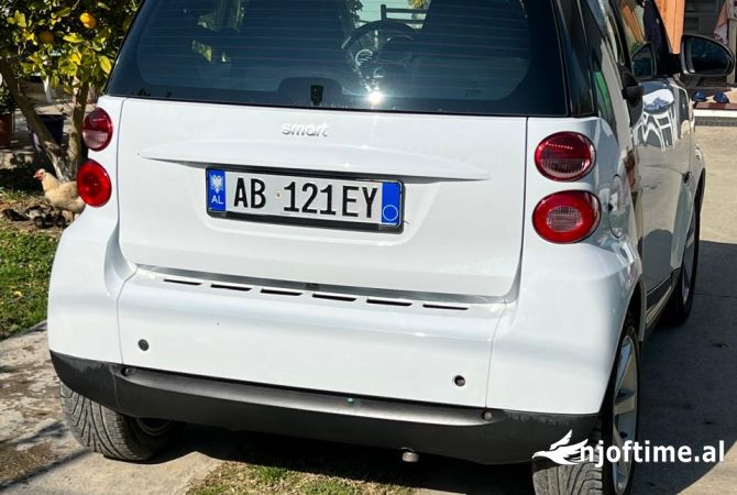 Makina ne shitje  ne Tirane - 4,000 Euro