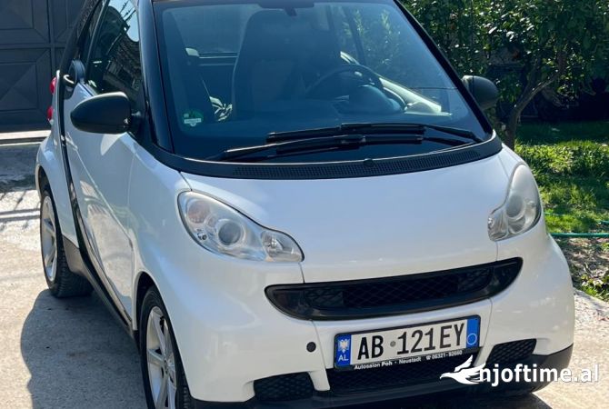 Makina ne shitje  ne Tirane - 4,000 Euro