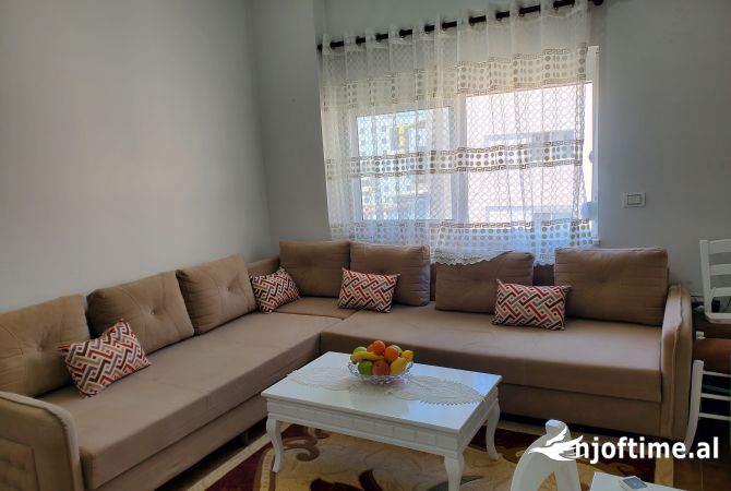 Shtepi ne shitje 1+1 ne Tirane - 92,500 Euro