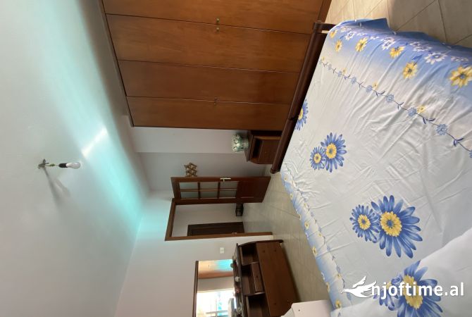Shtepi me qera 1+1 ne Tirane - 450 Euro