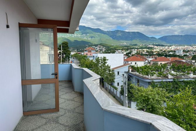 Casa in affitto 2+1 a Tirana - 350 Euro