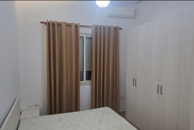 Shtepi me qera Apartament ne Tirane, 1+1, Mobilimi E mobiluar, Pagesa 500  Euro.