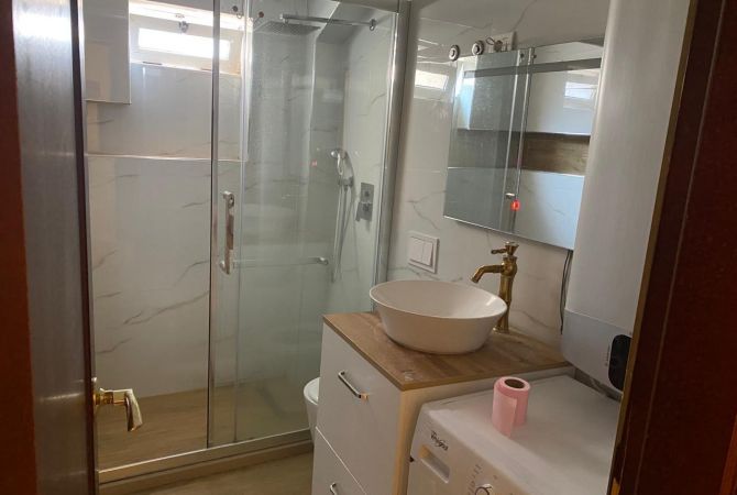 Shtepi me qera 1+1 ne Tirane - 650 Euro