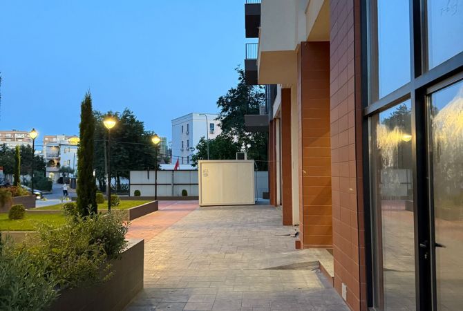Ambient biznesi me qera 1+1 ne Tirane - 600 Euro