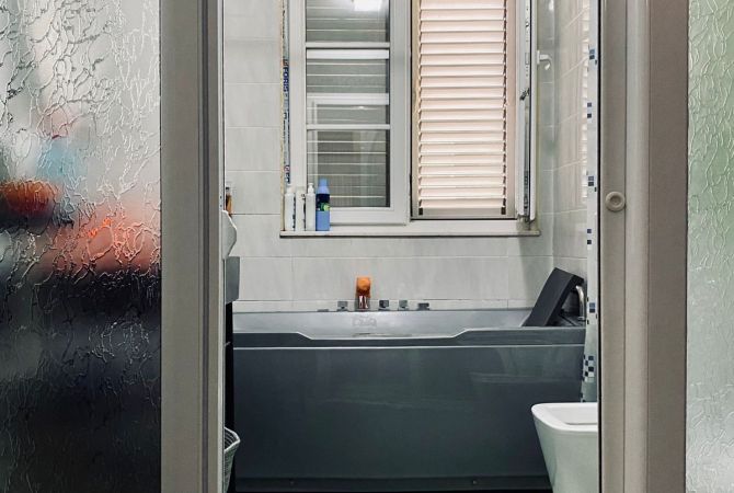 Shtepi me qera Shtepi Private ne Tirane, 3+1, Mobilimi E mobiluar, Pagesa 1,000  Euro.