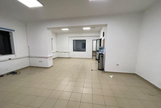 Business Property for Rent 3+1 in Tirana - 900 Euro