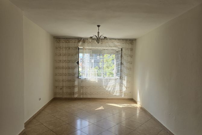 Shtepi me qera 3+1 ne Tirane - 500 Euro