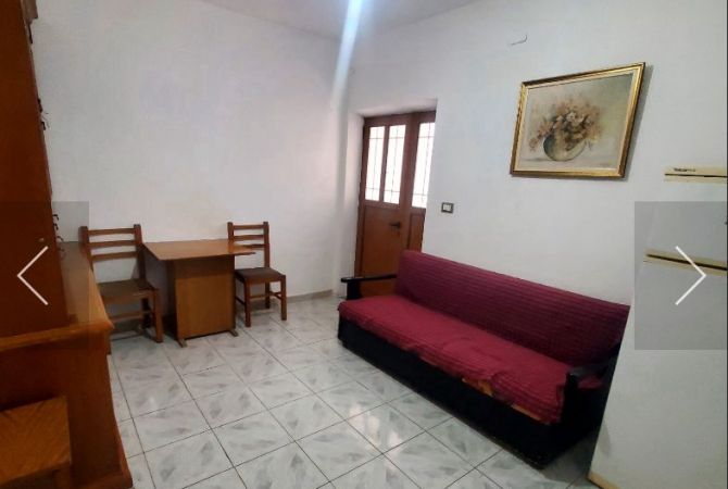 Shtepi me qera 1+1 ne Tirane - 30,000 Leke