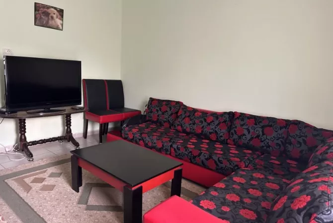 Shtepi me qera 1+1 ne Tirane - 300 Euro