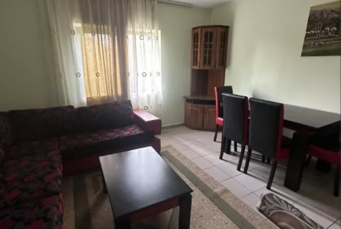 Shtepi me qera 1+1 ne Tirane - 300 Euro