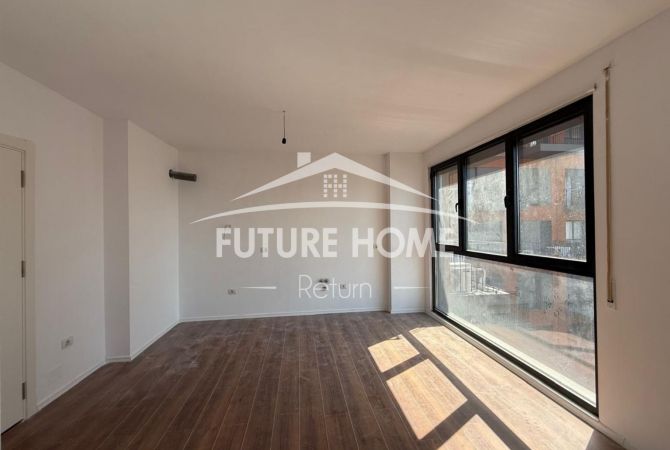 Shtepi ne shitje Apartament ne Tirane, 2+1, Mobilimi Bosh, pa mobiluar, Pagesa 203,000  Euro.